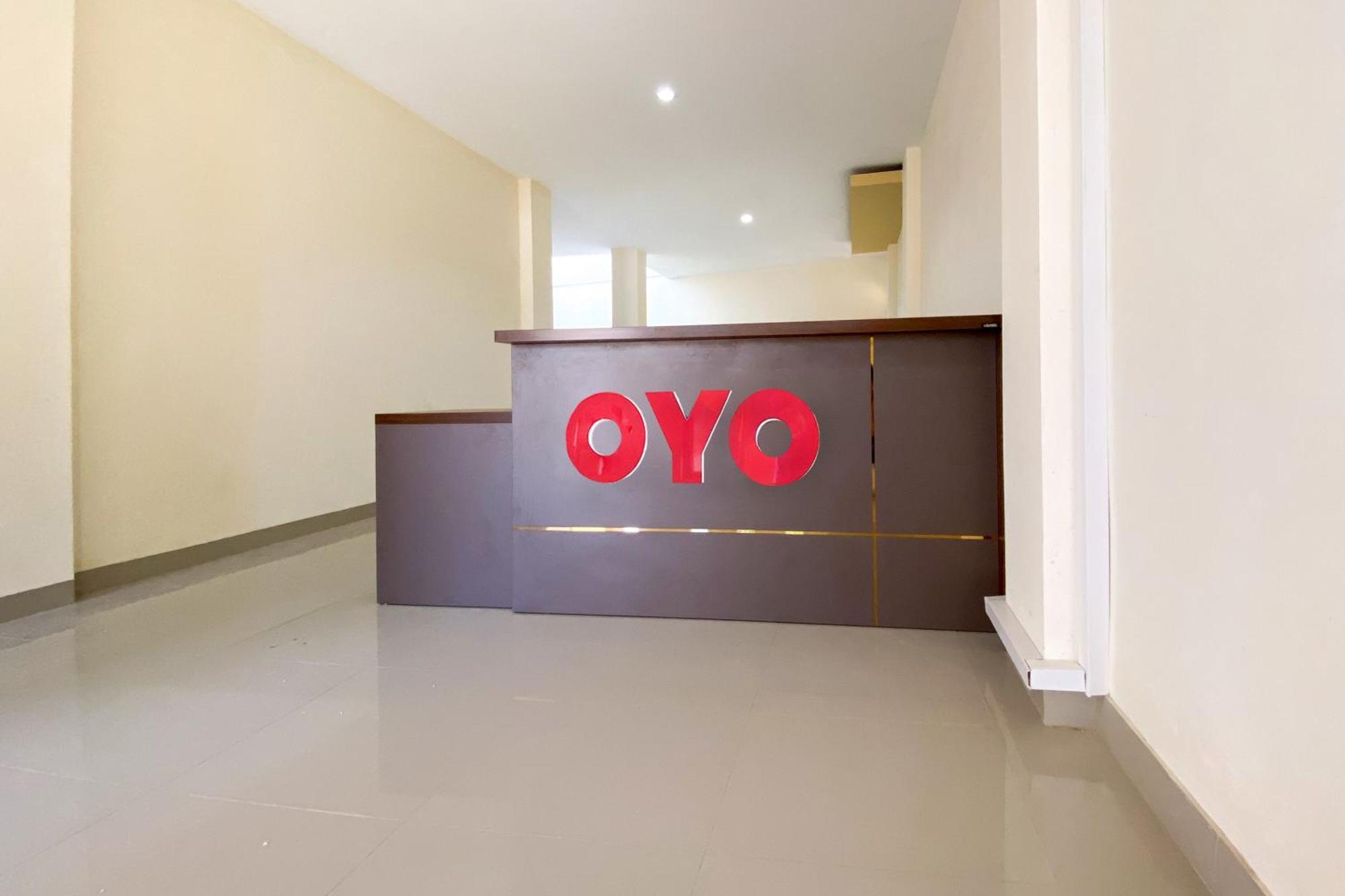 ホテル Oyo 3092 ファラー レジデンス シャリアー パダン エクステリア 写真