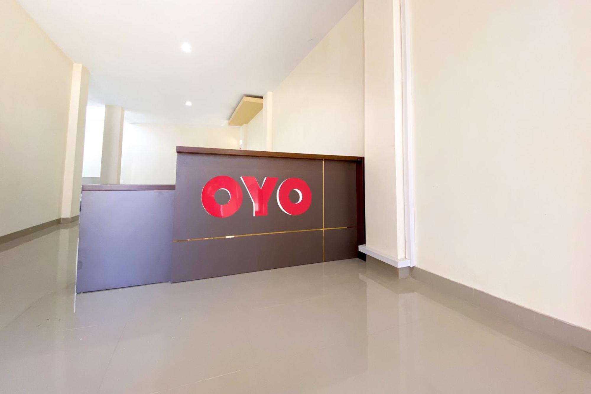 ホテル Oyo 3092 ファラー レジデンス シャリアー パダン エクステリア 写真
